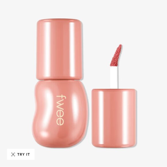 NWT Fwee Makeup Bundle. - Picture 11 of 16